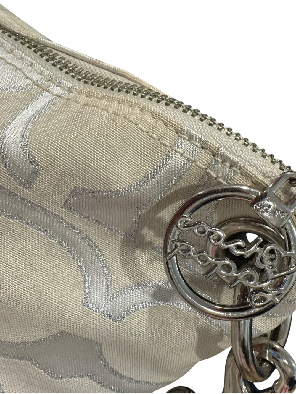 Y2K Coach Poppy Cream and Silver Signature Canvas Crossbody Shoulder Bag